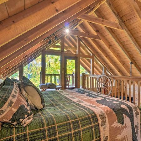 Sevierville Sanctuary Hot Tub, Pool Table And Deck! Buitenkant foto